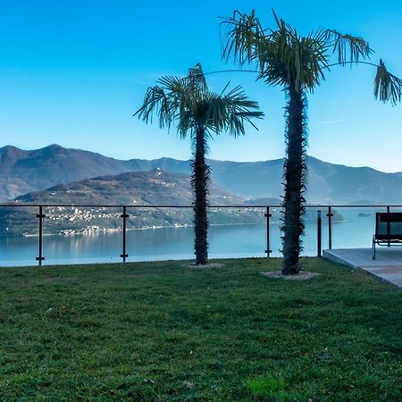 Mia Isola With Lake View, Garden And Swimming Pool Parzanica Exteriér fotografie
