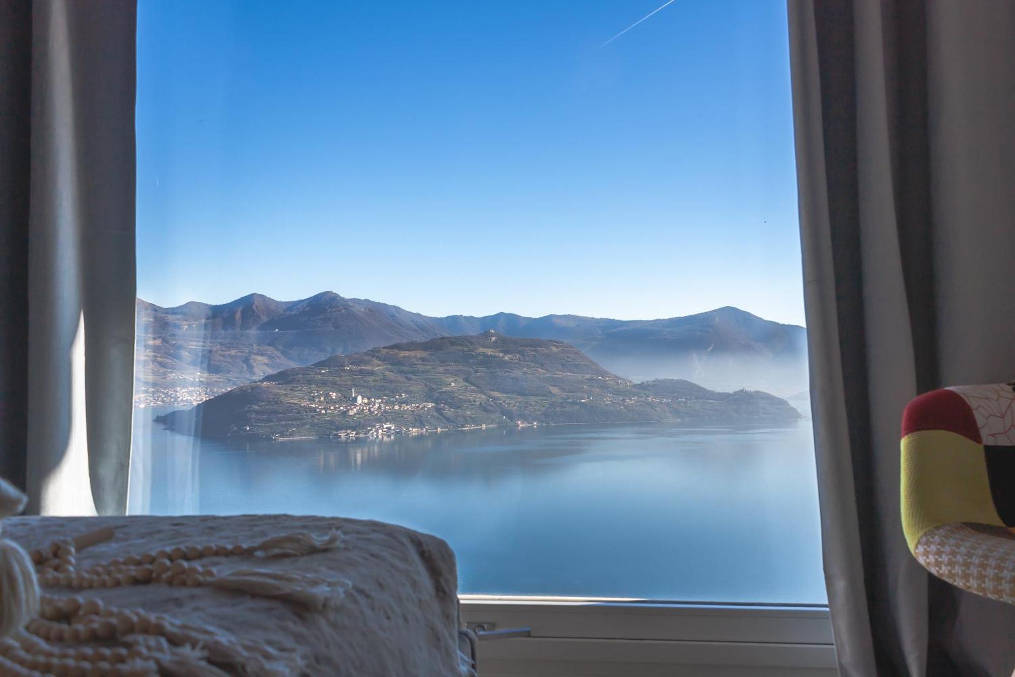 Mia Isola With Lake View, Garden And Swimming Pool Parzanica Exteriér fotografie