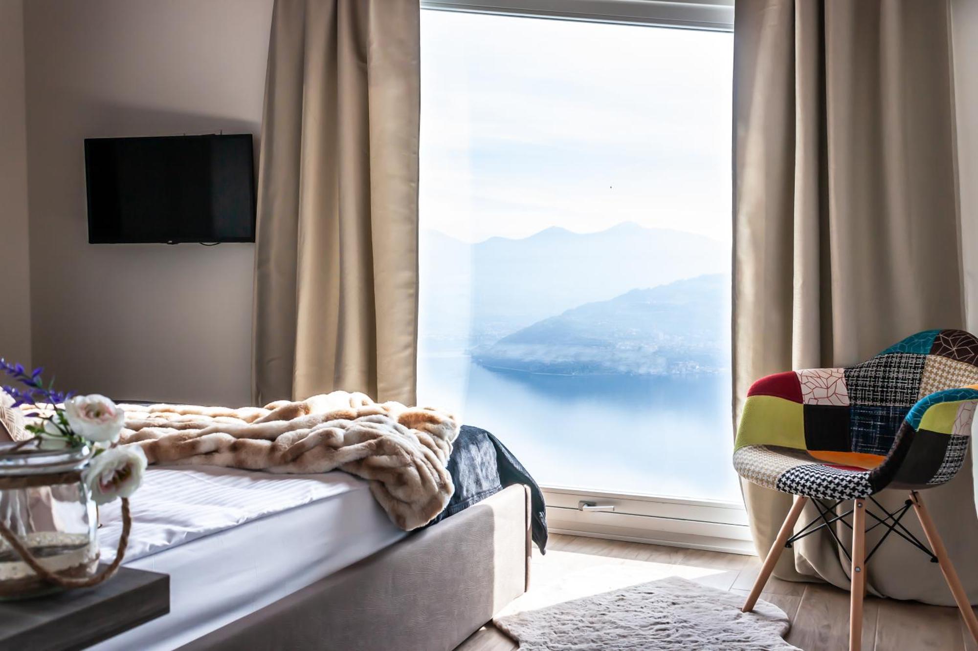 Mia Isola With Lake View, Garden And Swimming Pool Parzanica Exteriér fotografie